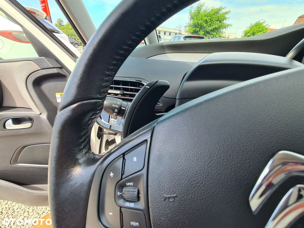 Citroën C4 SpaceTourer 1.5 BlueHDi Feel S&S EAT8 - 23