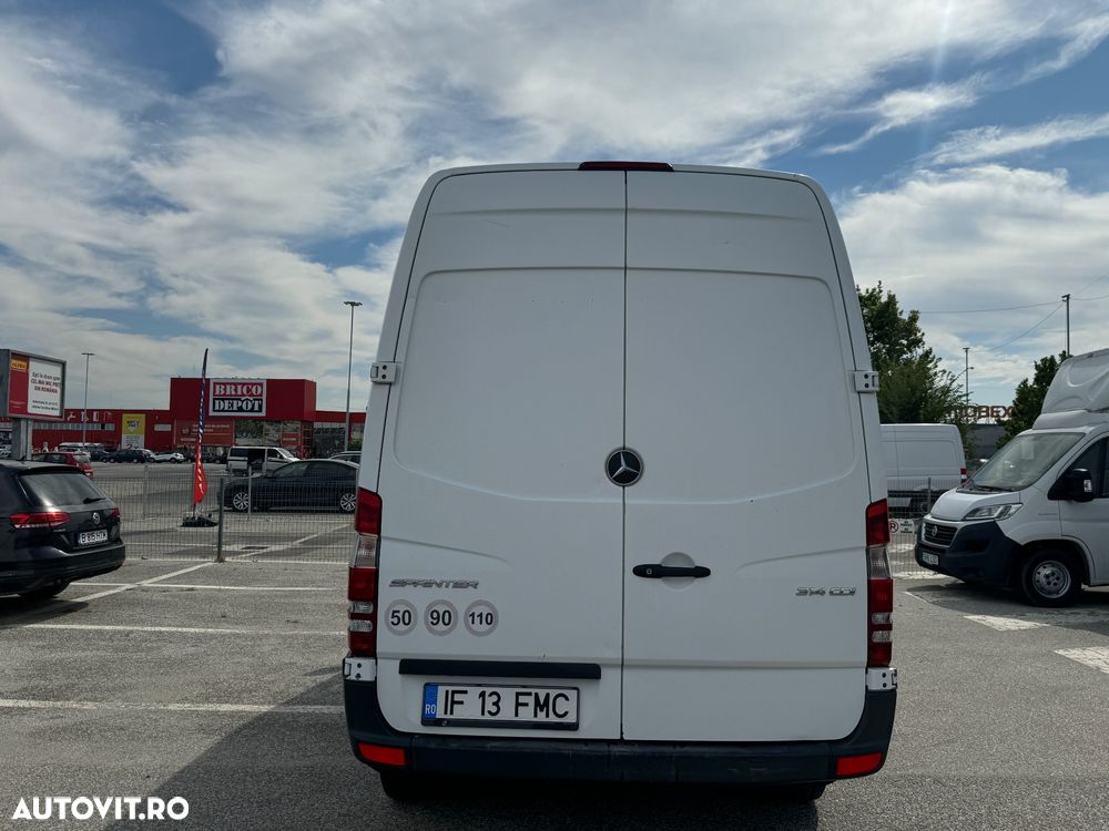 Mercedes-Benz Sprinter - 8