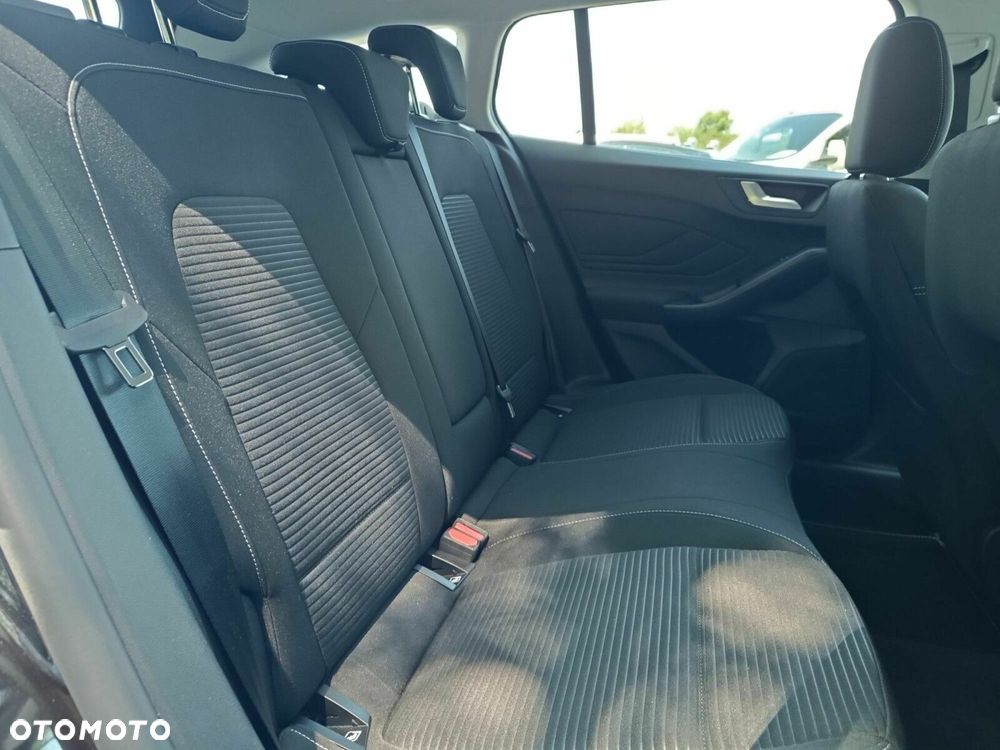Ford Focus 1.0 EcoBoost mHEV Titanium X - 29