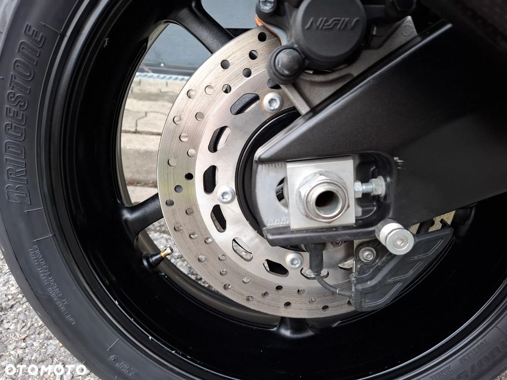 Yamaha FZ8 - 19