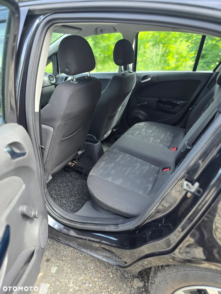 Opel Corsa 1.4 16V Active - 8