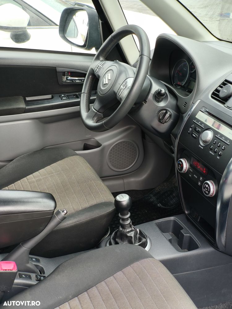 Suzuki SX4 - 14