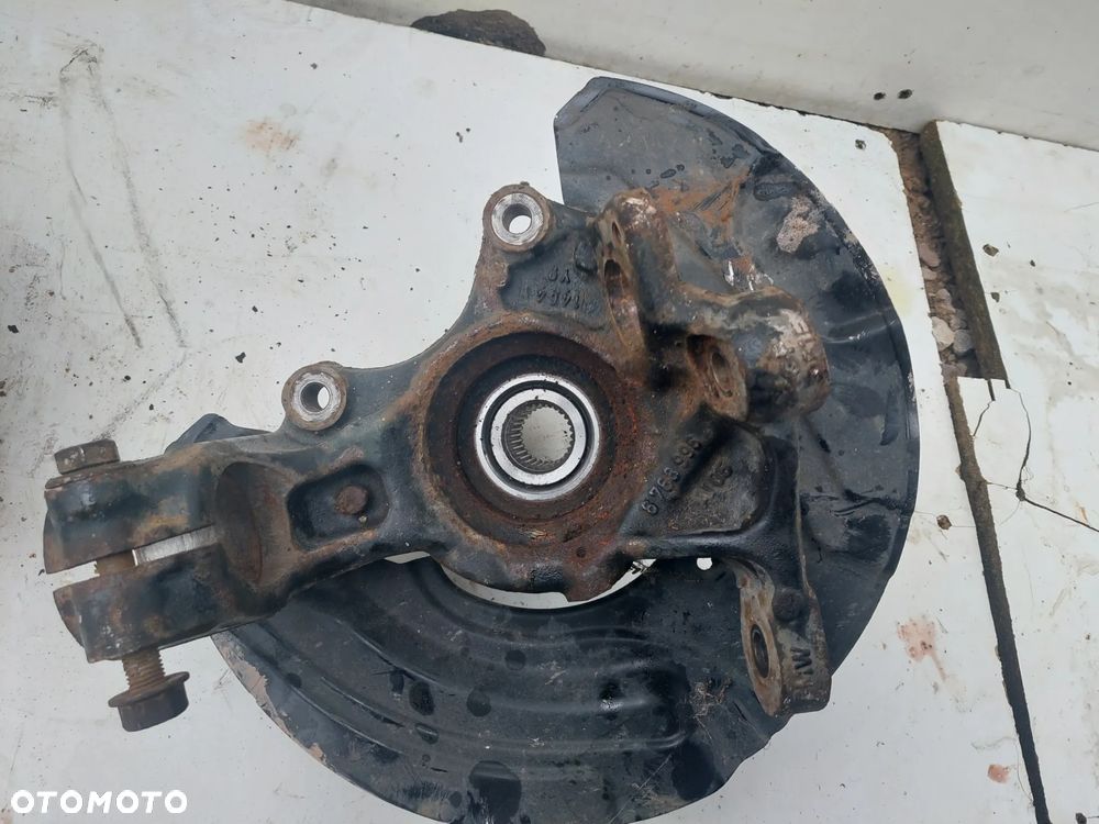 BMW E90 E92 XDRIVE ZWROTNICA Z PIASTA PRAWA LEWA 6768995 6768996 - 3