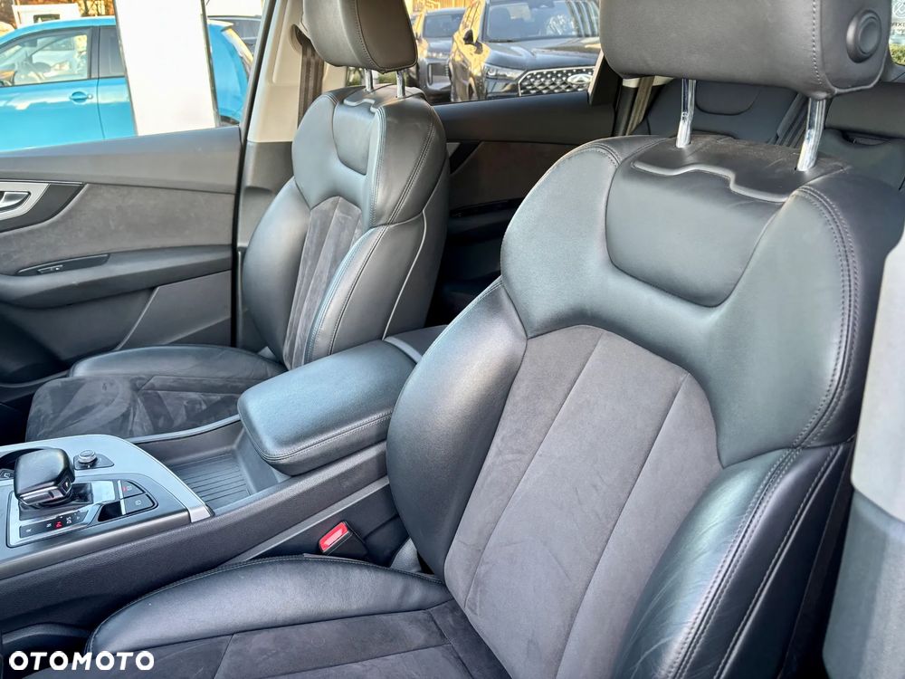 Audi Q7 - 29