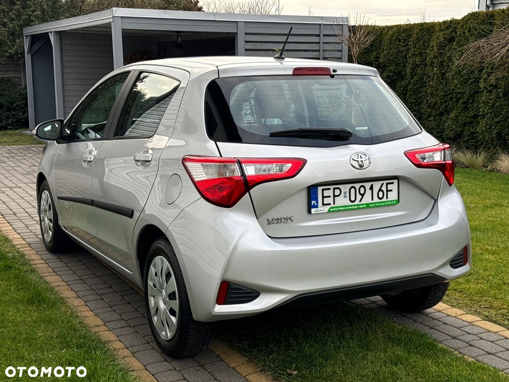 Toyota Yaris 1.0 Active EU6 - 6