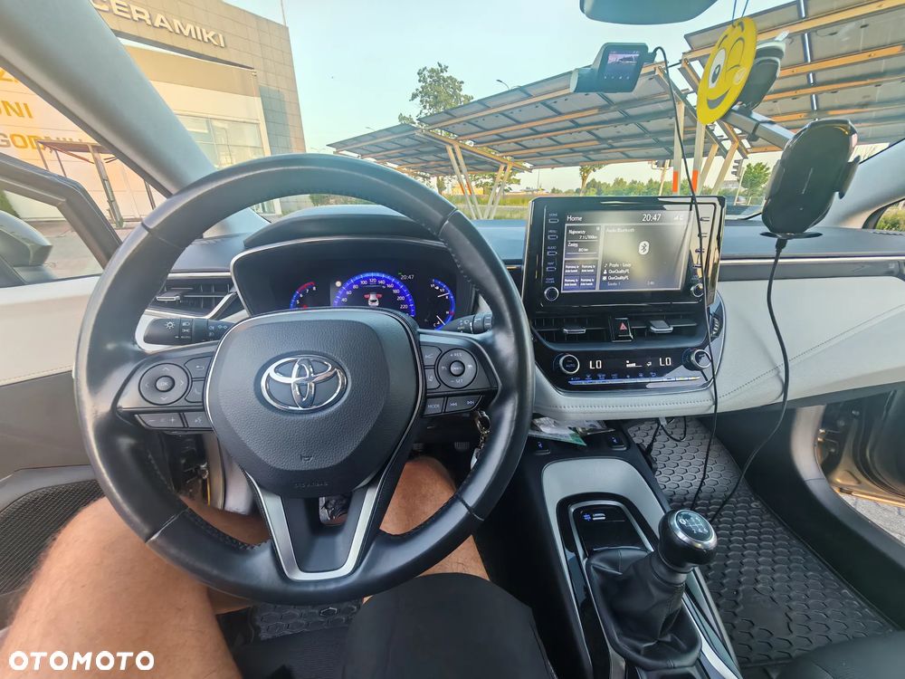 Toyota Corolla - 13