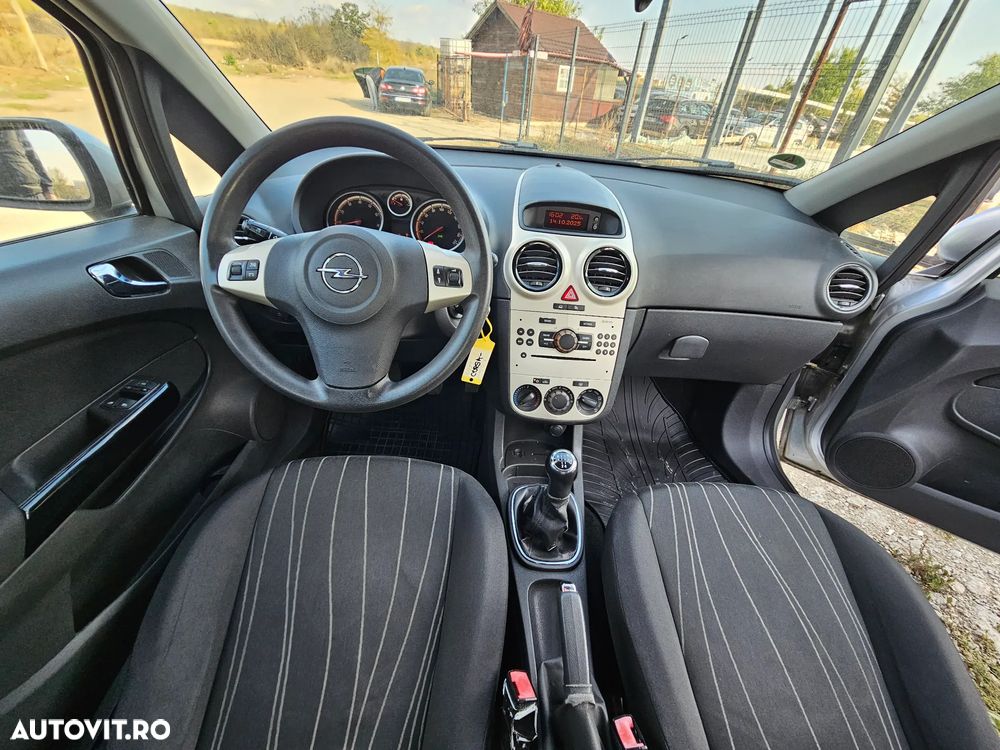 Opel Corsa 1.2i Cosmo - 6