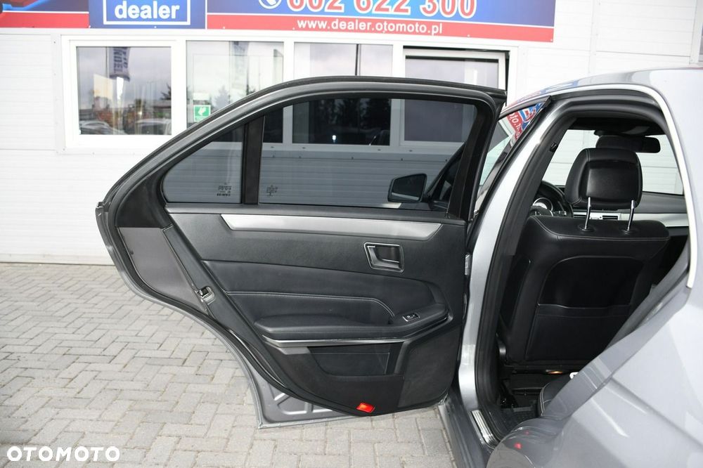 Mercedes-Benz Klasa E - 37