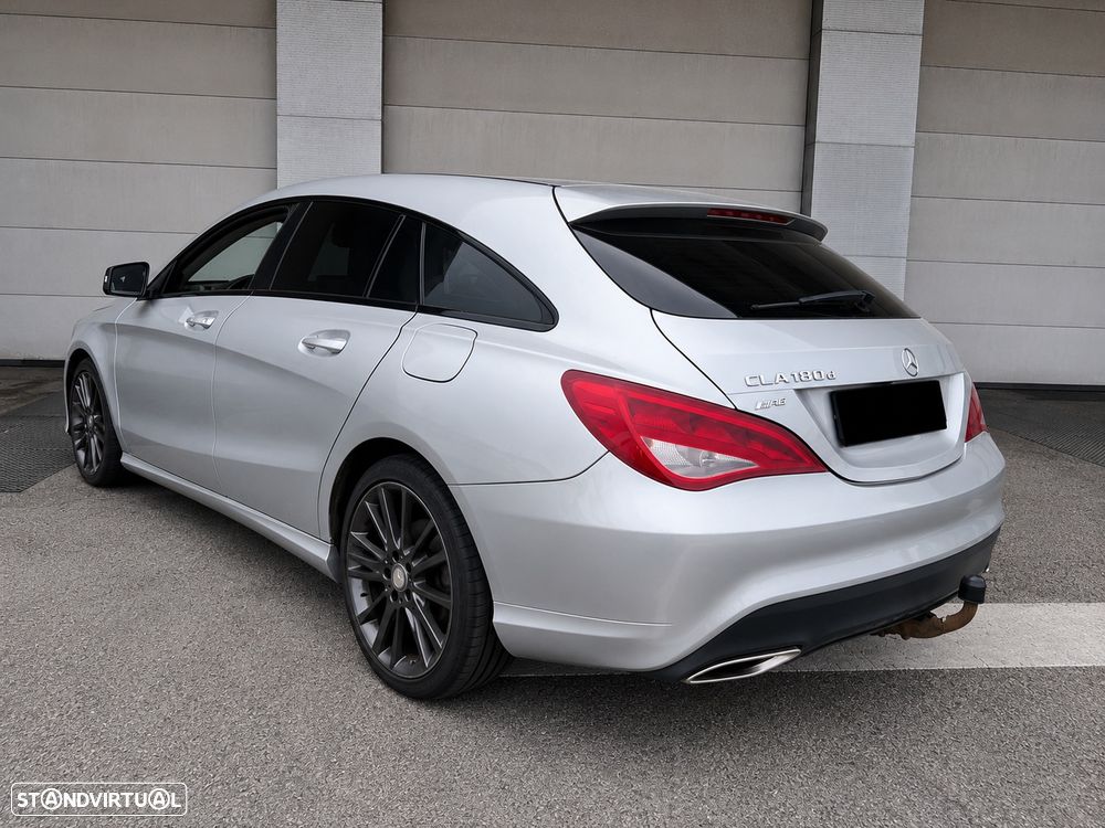 Mercedes-Benz CLA 180 d BlueEFFICIENCY Edition - 5