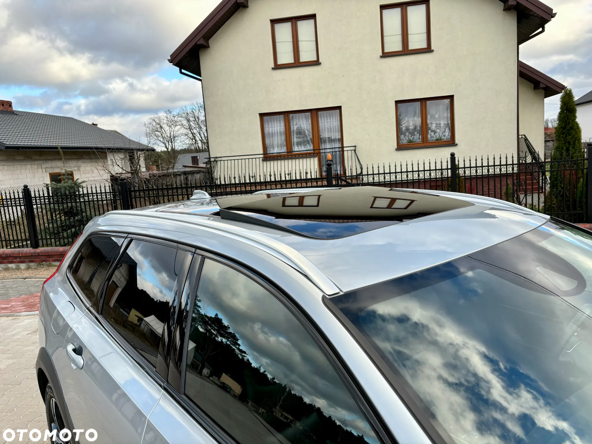 Volvo V90 Cross Country D5 AWD Geartronic - 21