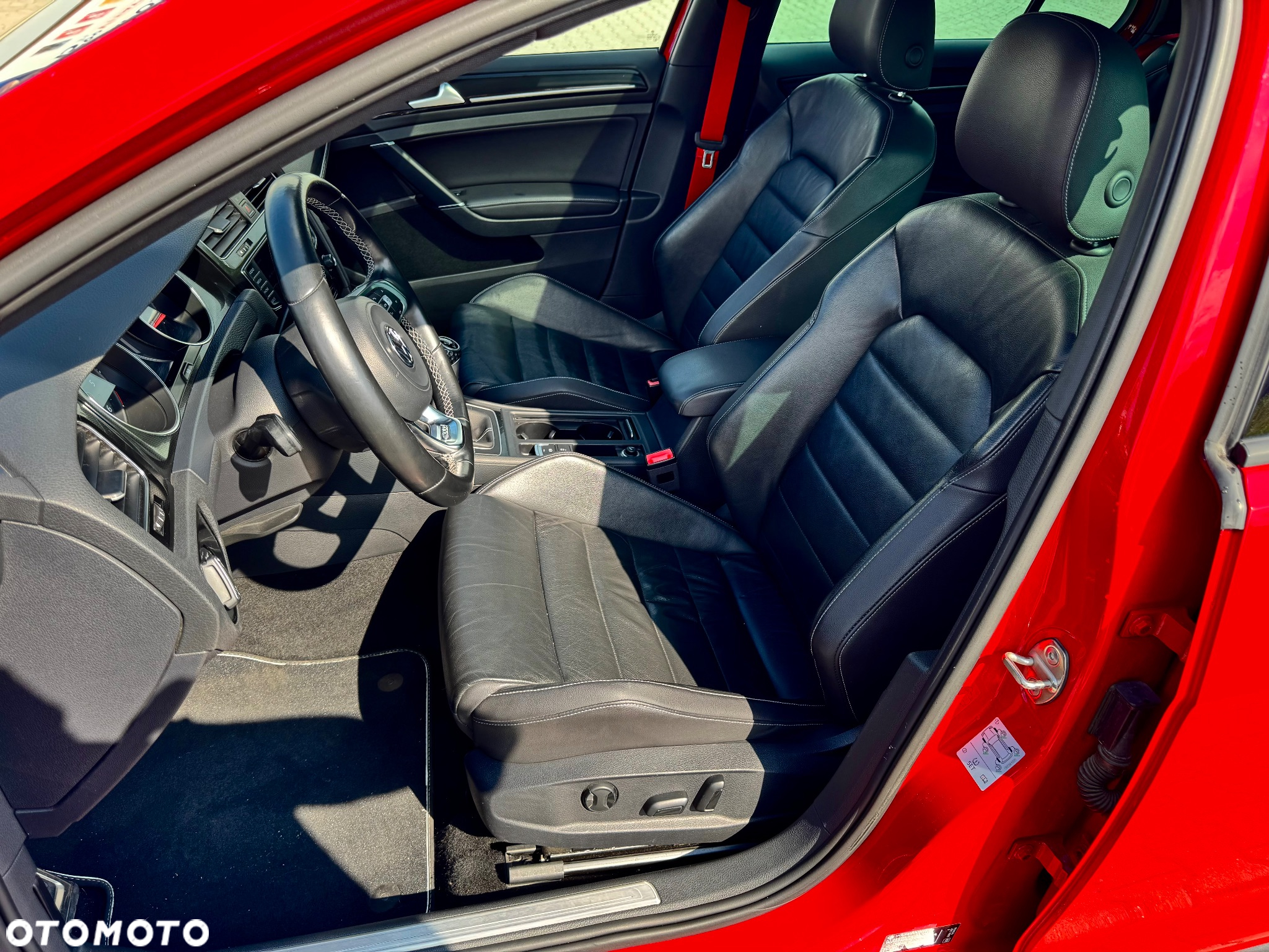 Volkswagen Golf VII 2.0 TDI BMT GTD - 9