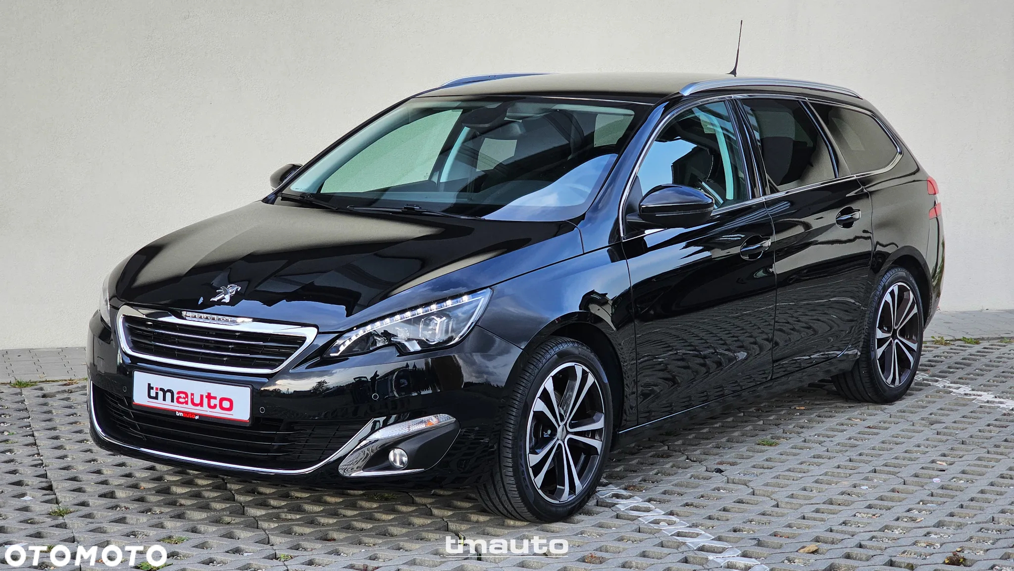 Peugeot 308 SW 1.2 PureTech Allure S&S - 37