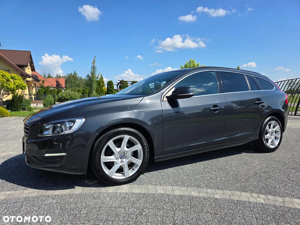 Volvo V60 D3 Geartronic Summum - 10