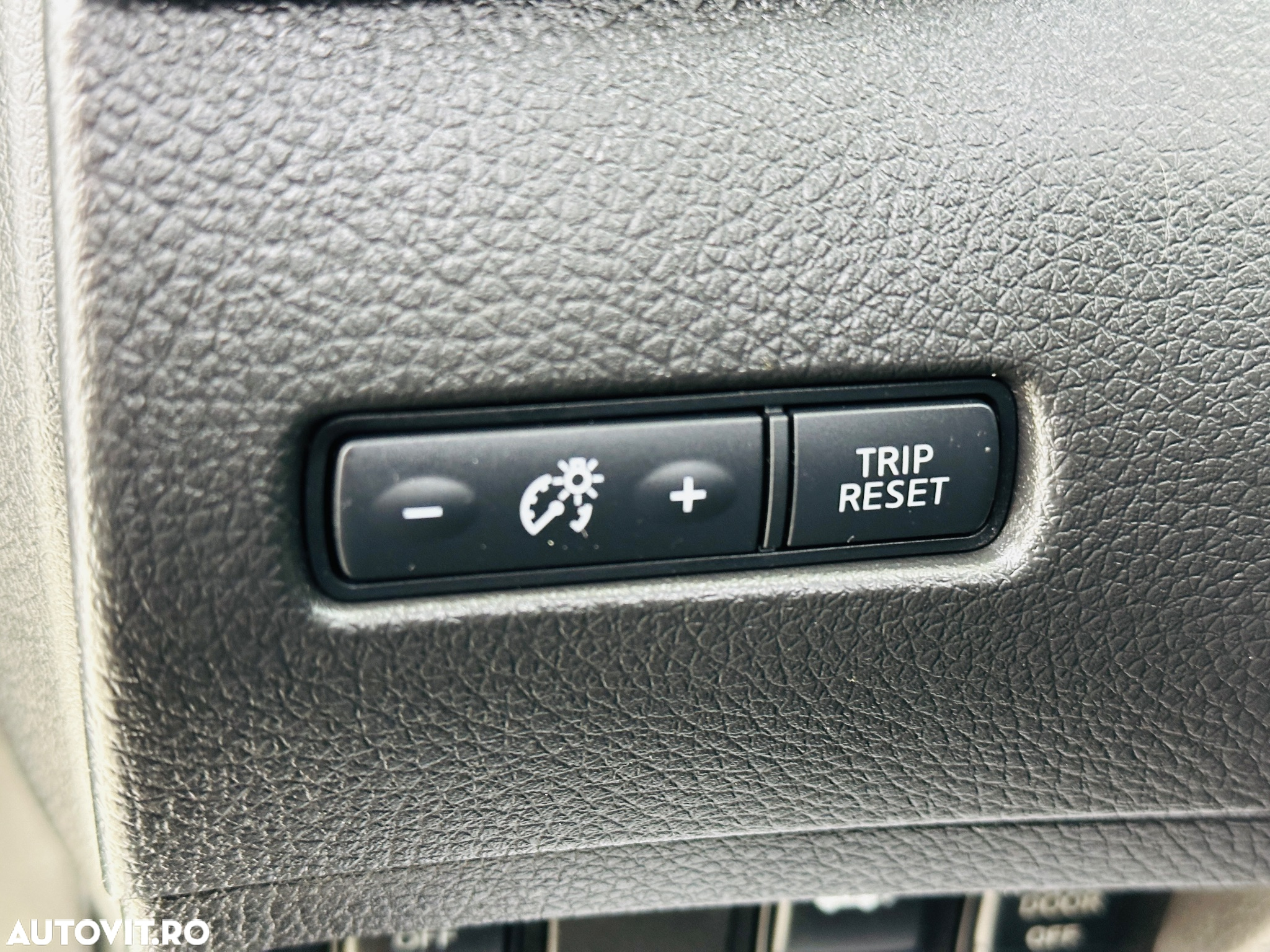 Nissan X-Trail - 18