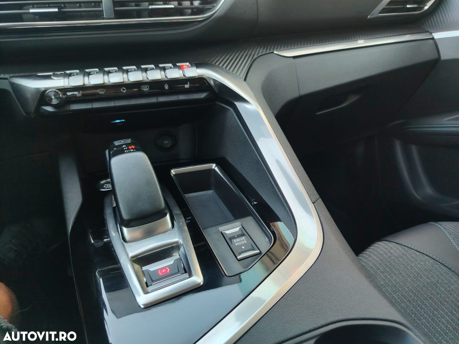 Peugeot 3008 PHEV EAT8 Allure - 18