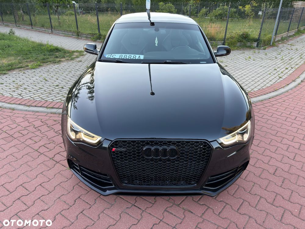 Audi RS5 Coupé Standard - 8