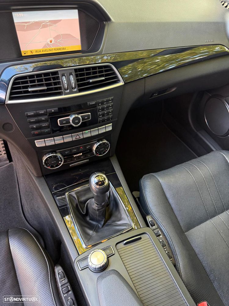 Mercedes-Benz C 200 Station CDI DPF BlueEFFICIENCY SPORT EDITION - 14