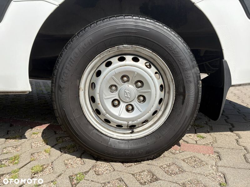 Hyundai H350 - 26