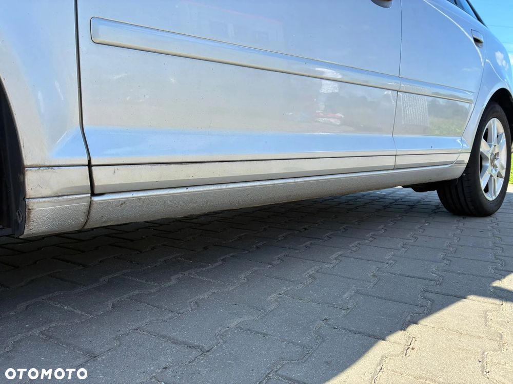 Audi A3 Sportback 2.0 TDI DPF Ambiente - 31