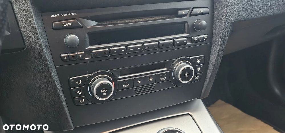 BMW Seria 3 320d - 11