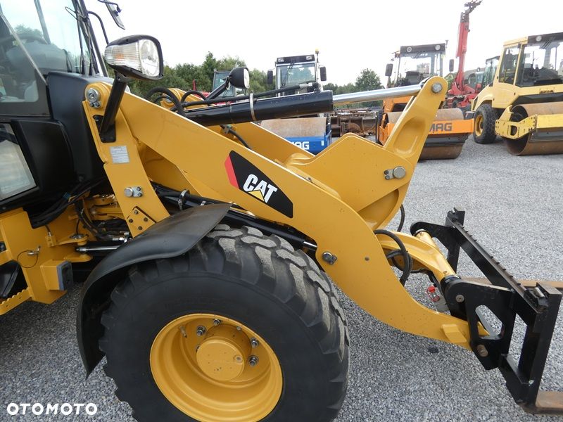 Caterpillar CAT 908M z Niemiec / Tylko 2.855mtg serwisowany / - 26