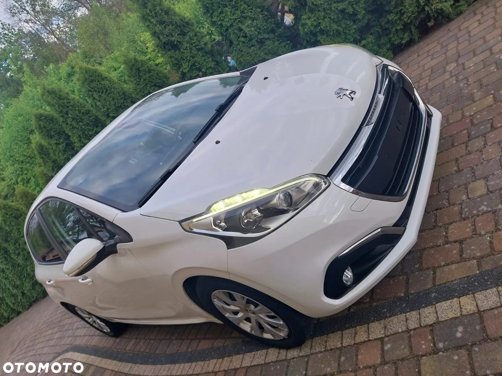 Peugeot 208 - 9