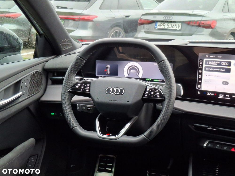 Audi Q3 Sportback - 13