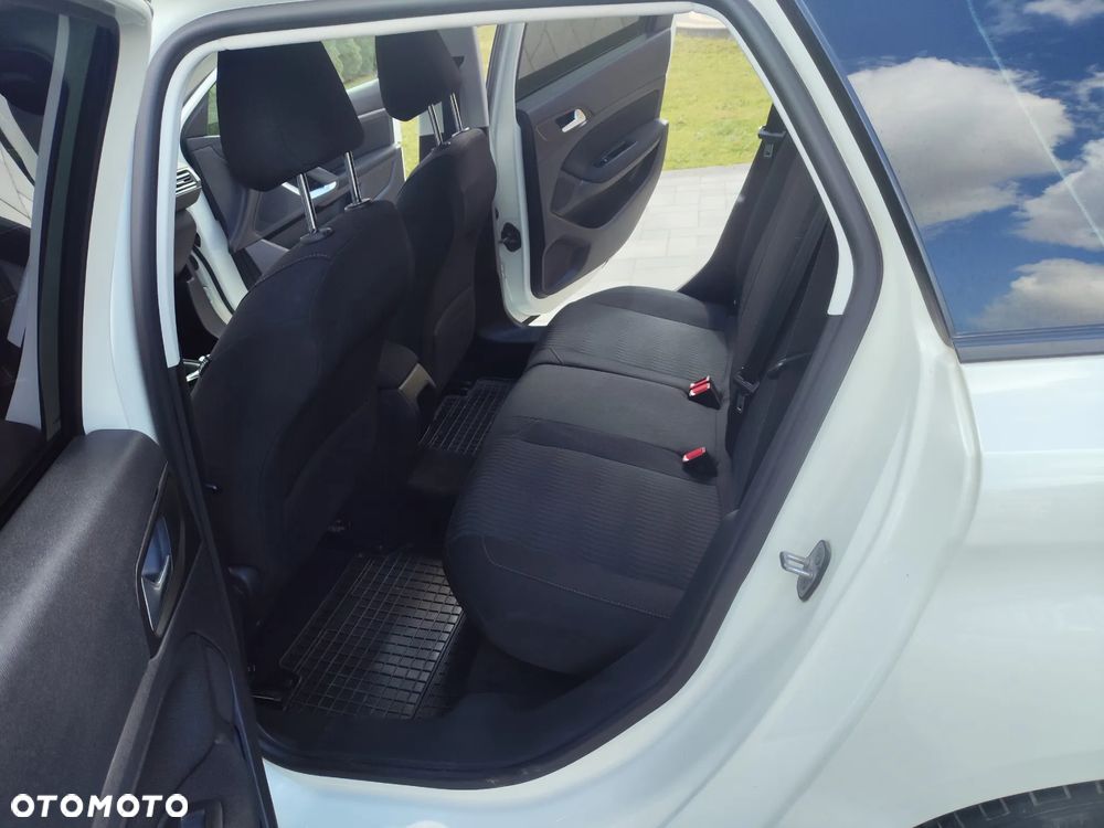 Peugeot 308 1.6 BlueHDi Access S&S - 11