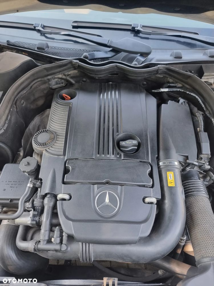 Mercedes-Benz Klasa E - 33