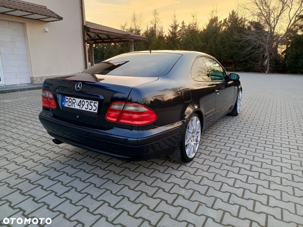 Mercedes-Benz CLK 320 - 7