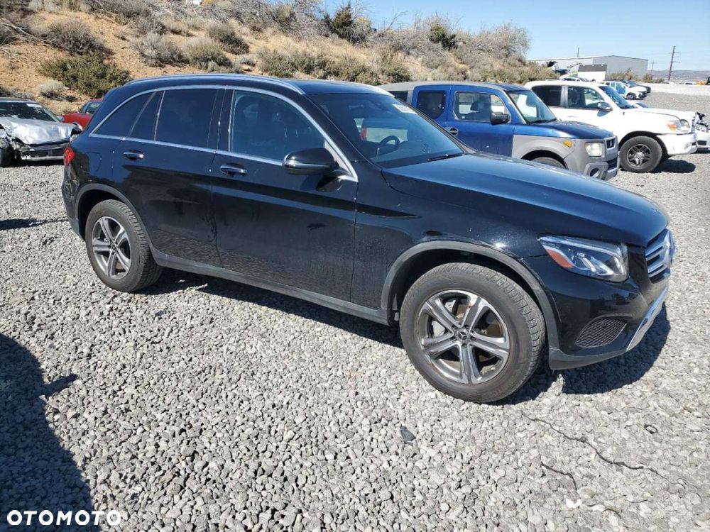 Mercedes-Benz GLC - 10