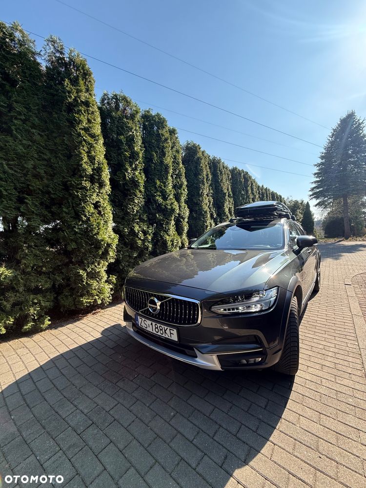 Volvo V90 Cross Country D5 AWD Pro - 5