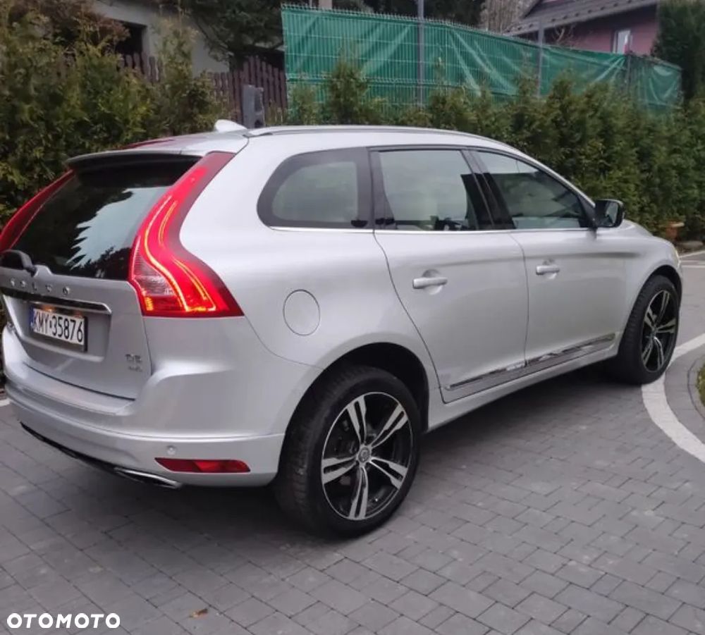 Volvo XC 60 D5 AWD Summum - 5