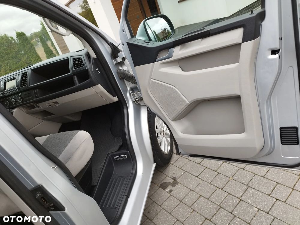 Volkswagen Caravelle 6.1 2.0 TDI L1 Comfortline 4Motion - 30