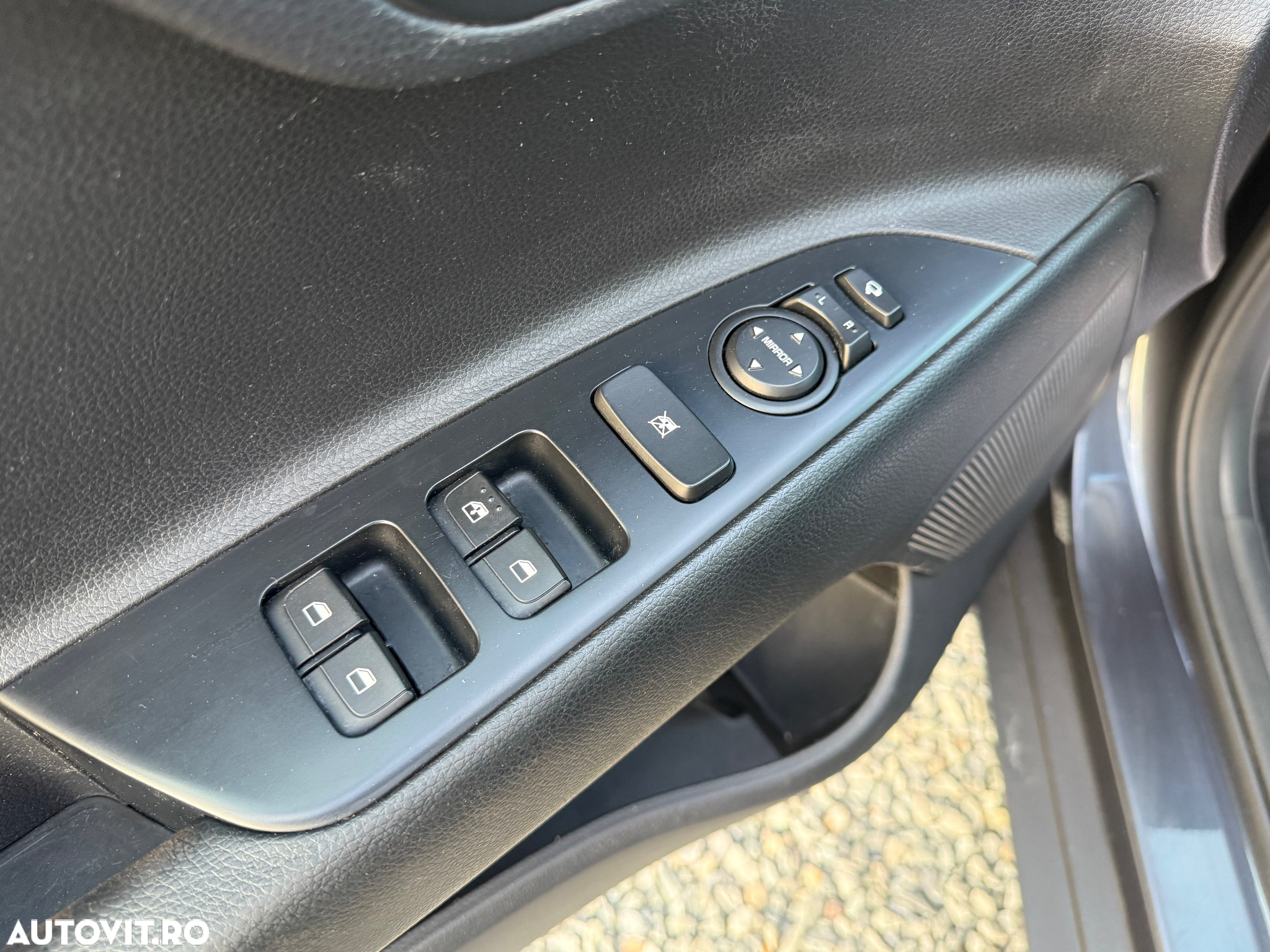 Kia Stonic 1.0 T-GDI 120 Platinum Edition - 16