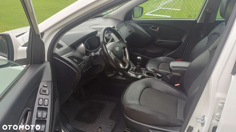 Hyundai ix35 - 14