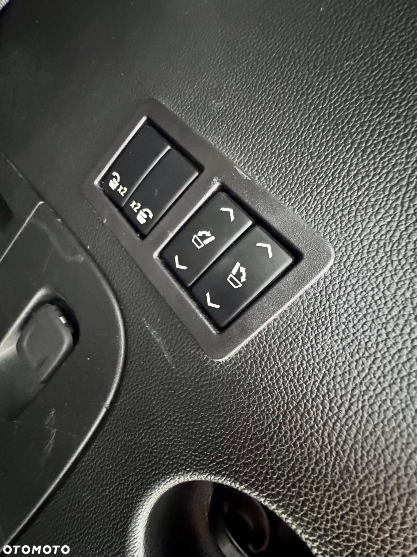GMC Yukon - 32