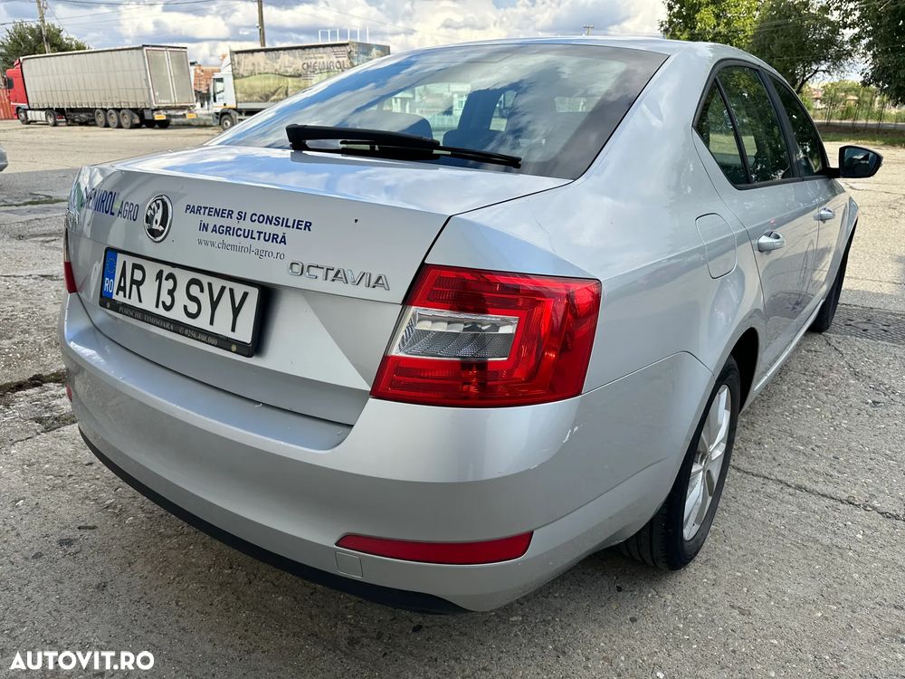Skoda Octavia 1.6 TDI AMBITION - 5