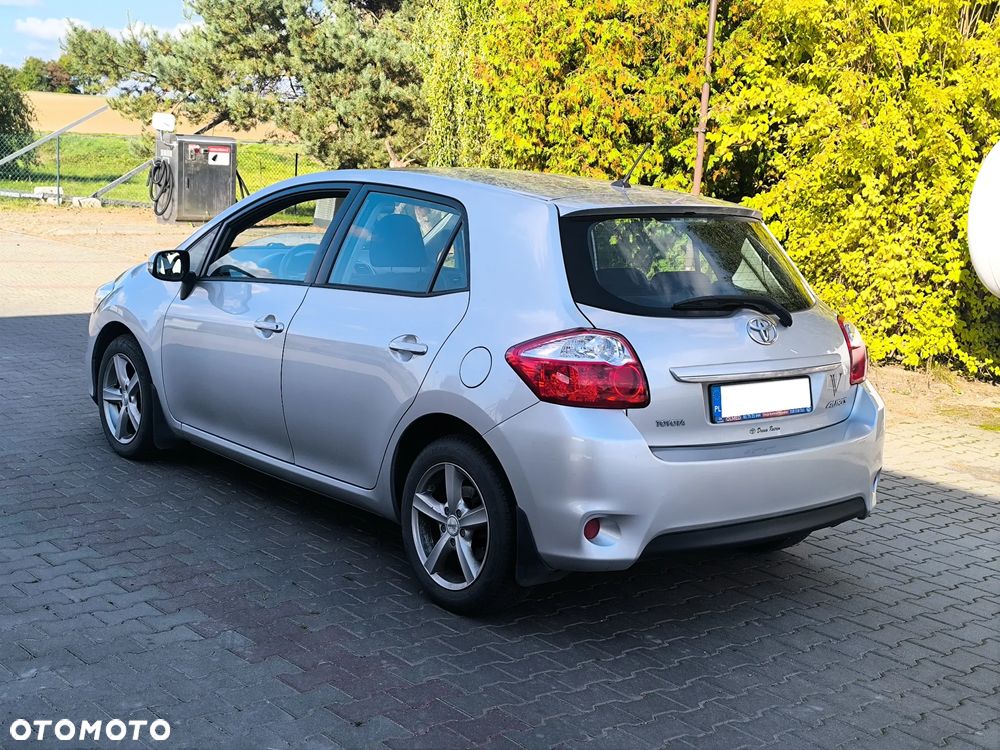Toyota Auris 1.33 Dual-VVT-i Edition - 3