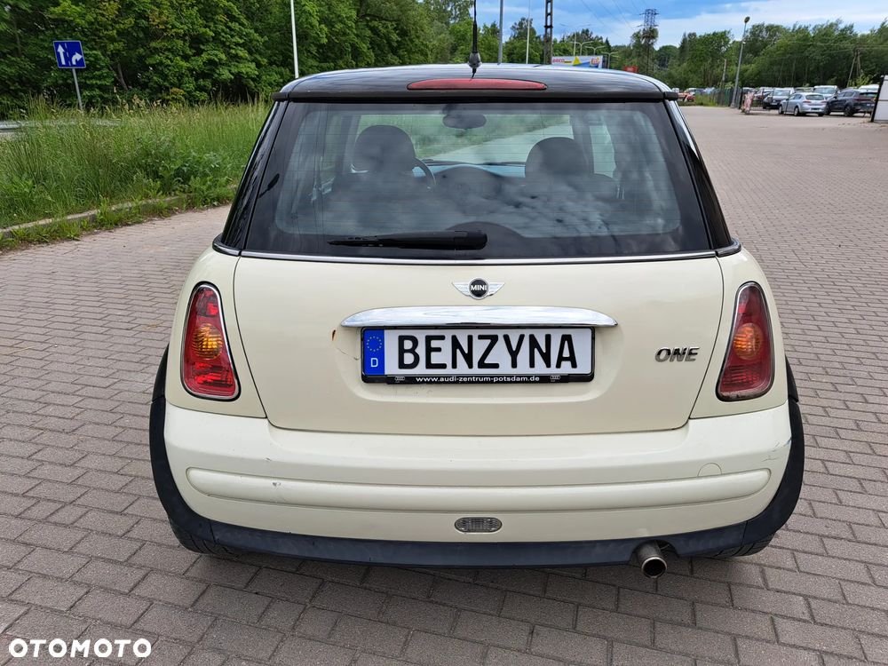 MINI ONE - 8
