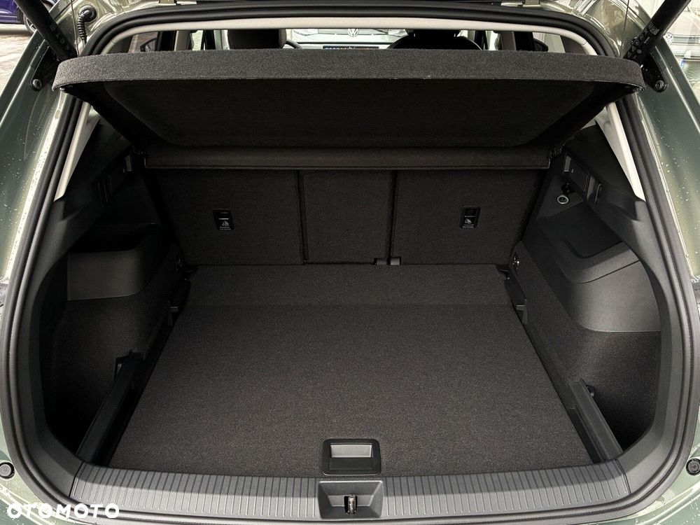 Volkswagen Tiguan - 25