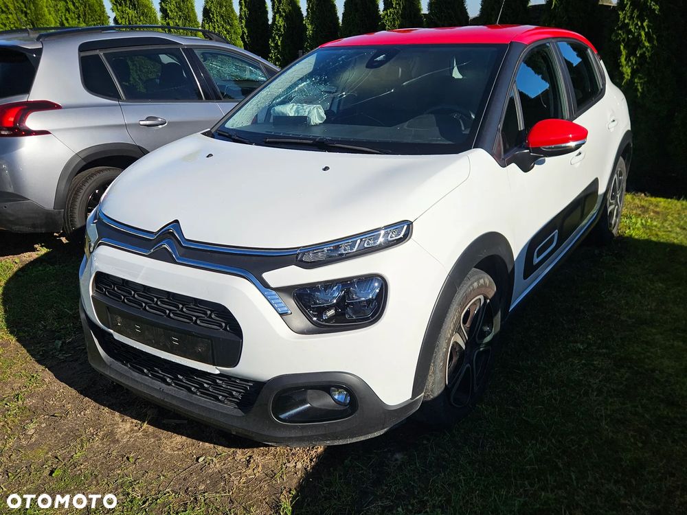 Citroën C3 1.2 PureTech Shine - 2