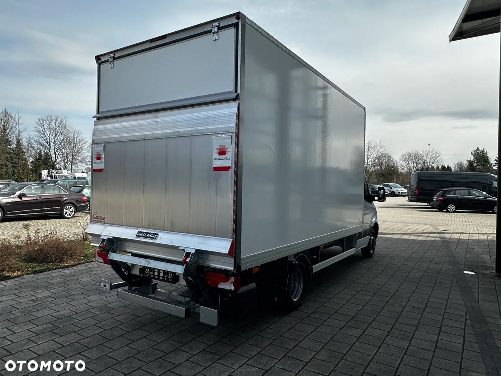 Mercedes-Benz Sprinter - 7