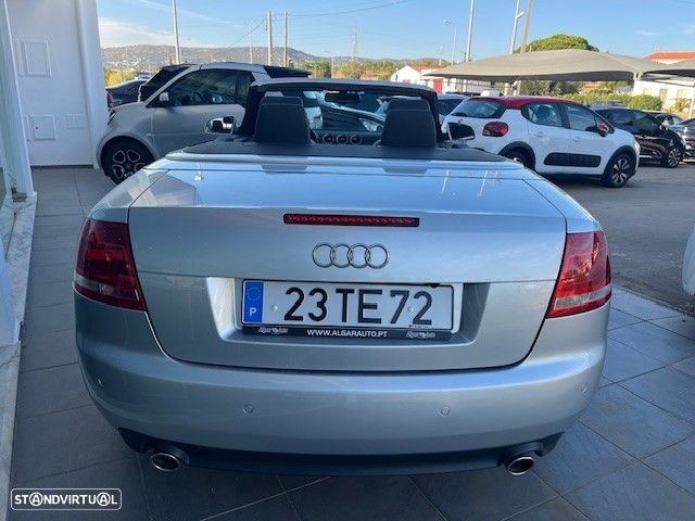 Audi A4 Cabrio 1.8 T Sport - 24