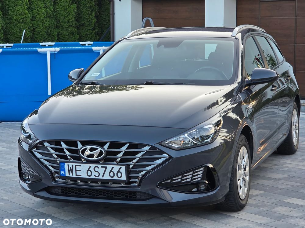 Hyundai i30 1.5 DPI Classic + - 9