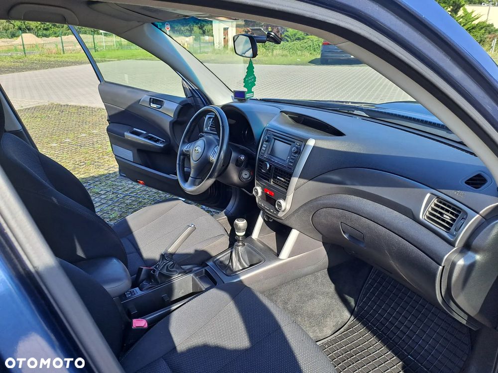Subaru Forester 2.0D VR 000 Euro5 - 28
