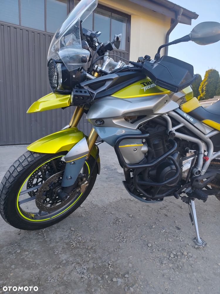 Triumph Tiger - 9