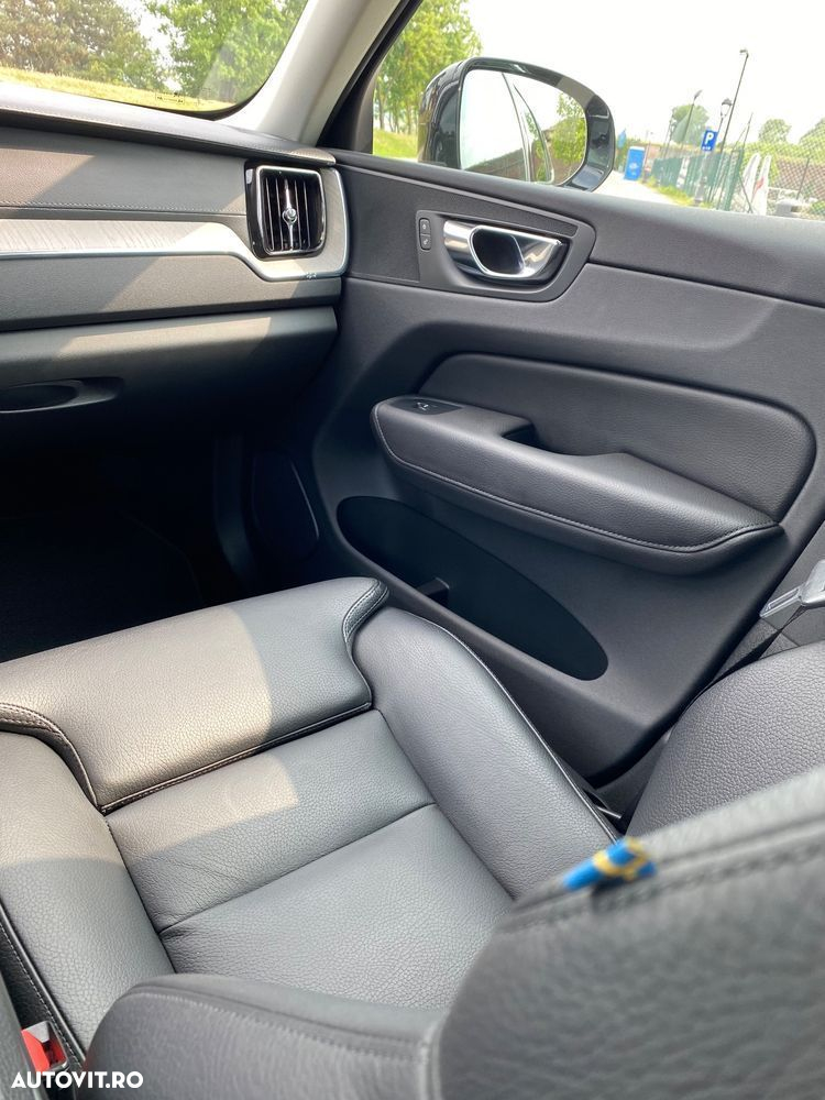 Volvo XC 60 D4 AWD Geartronic Inscription - 24