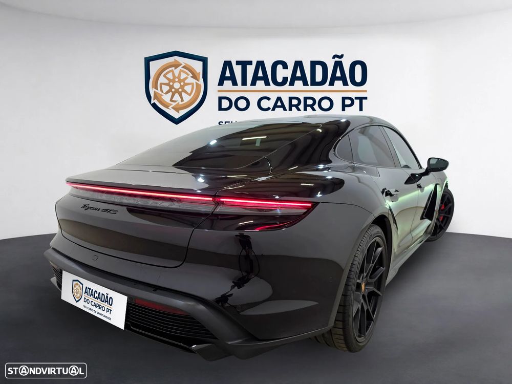 Porsche Taycan GTS - 16