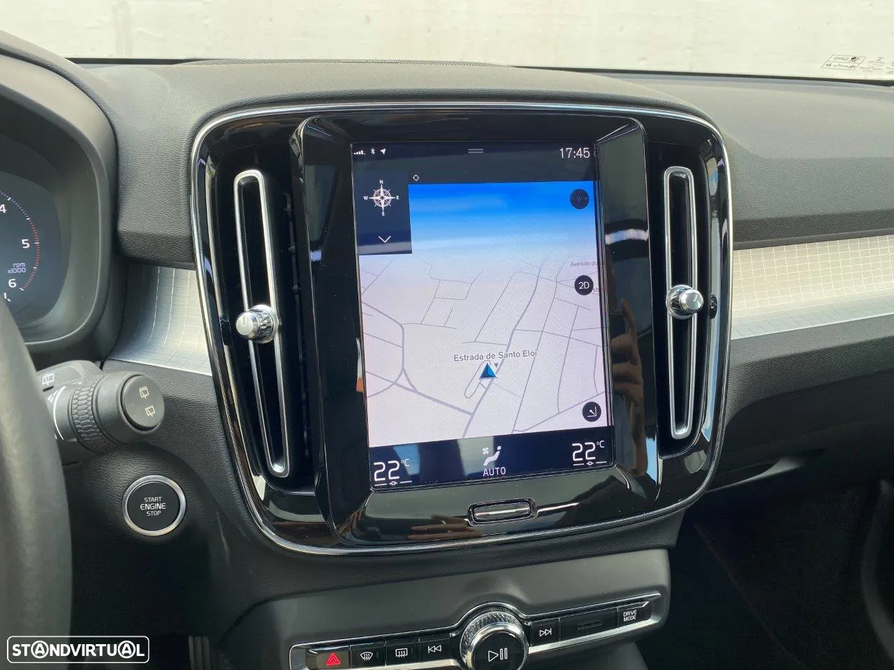 Volvo XC 40 2.0 D3 Momentum Plus Geartronic - 18